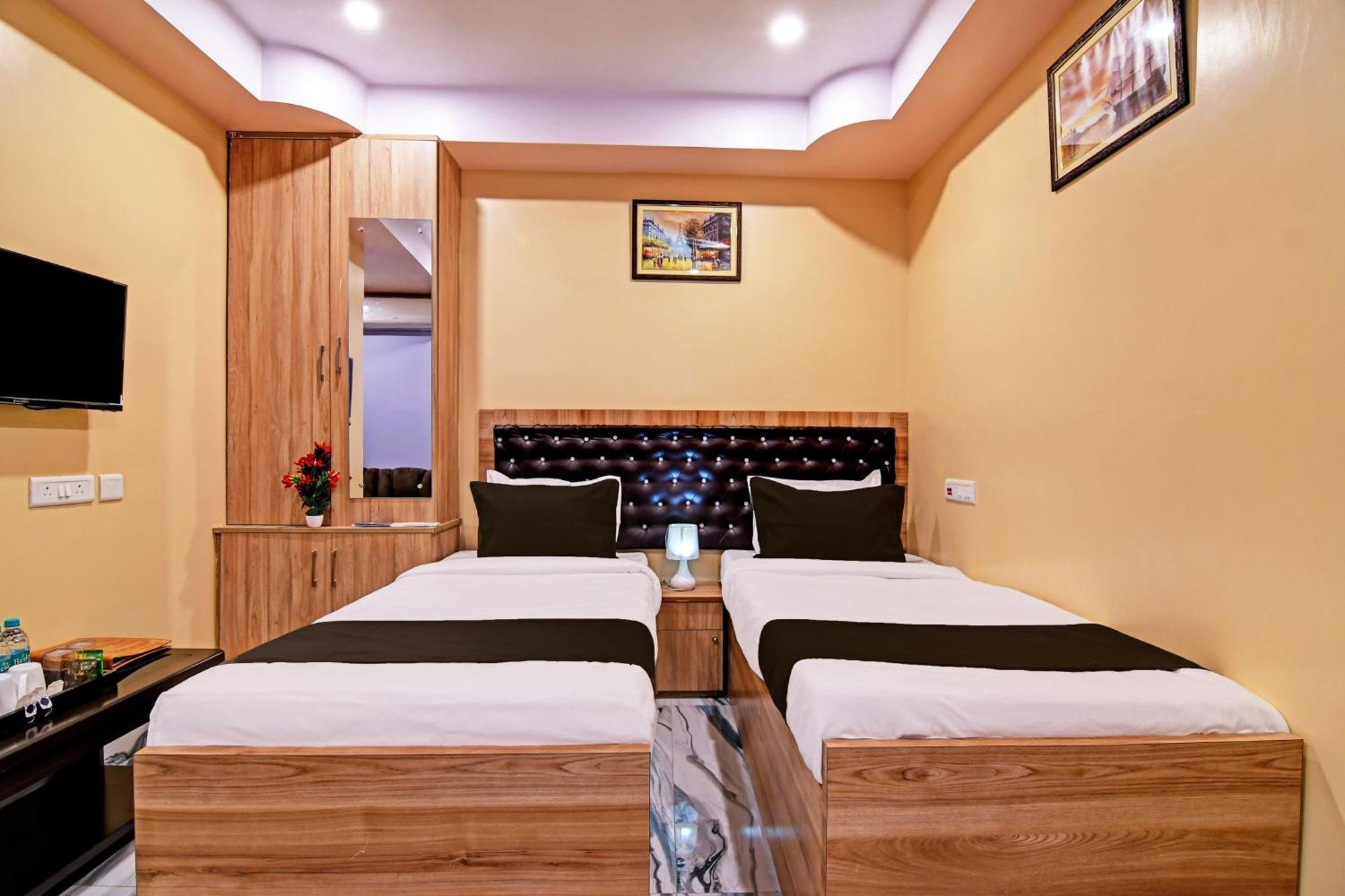 Hotel Super Collection O Mahal Kalkuta Zewnętrze zdjęcie